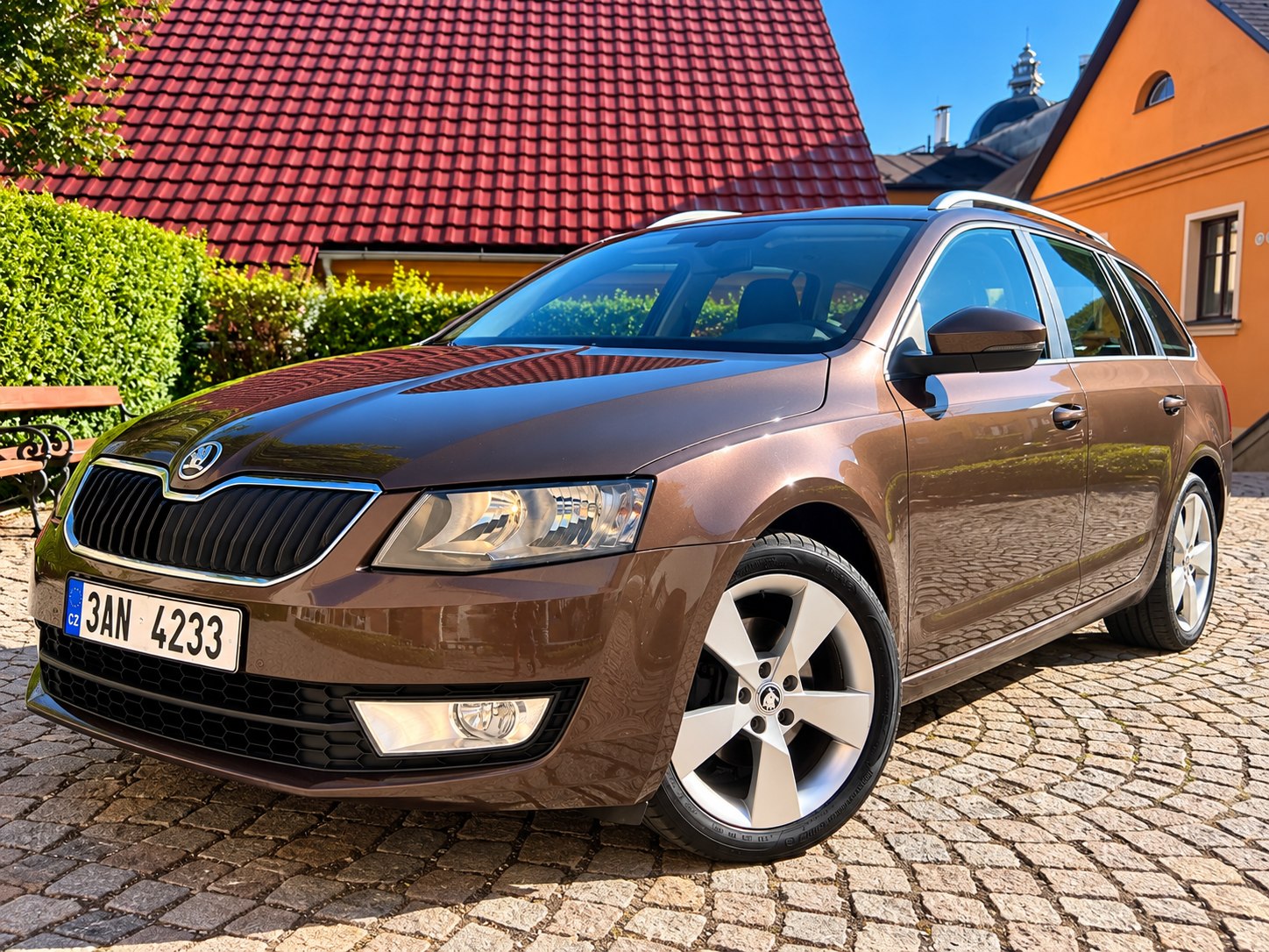 Škoda Octavia III 2.0 TDI 110 kW DSG– BOHATÁ VÝBAVA-NAVIGACE